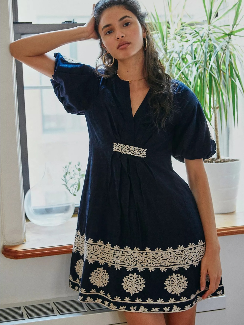 NWT Anthropologie Embroidered Mini Dress 10 Petite Black Boho Puff Sleeve Pocket